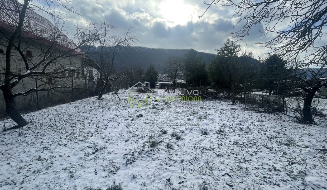AD752677-F6FE-42C8-BE19-13B5F29B27AC